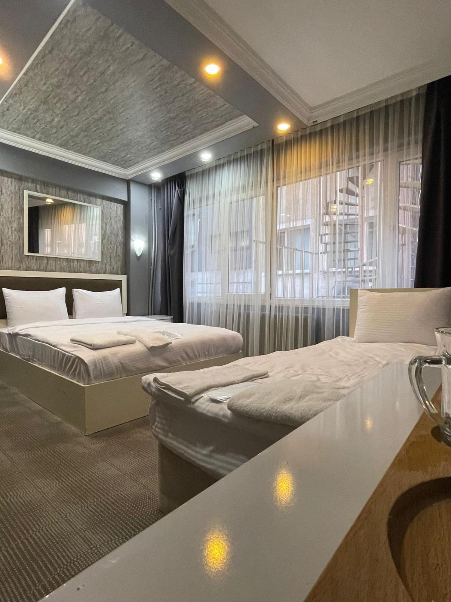 Ufuk Hotel Estambul Exterior foto