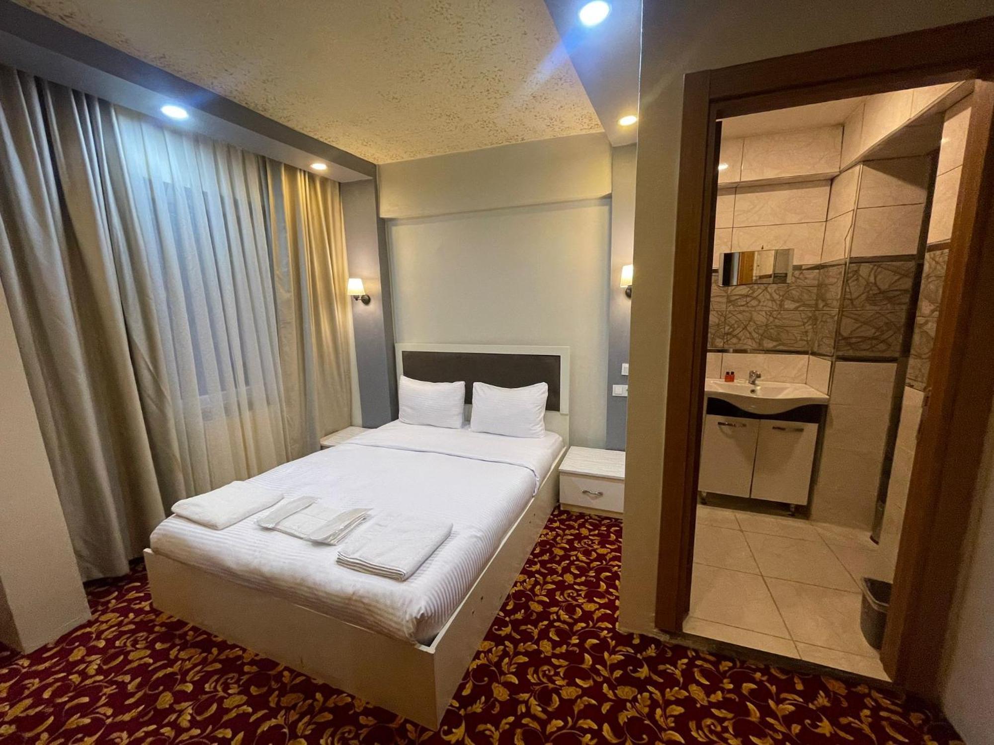 Ufuk Hotel Estambul Exterior foto